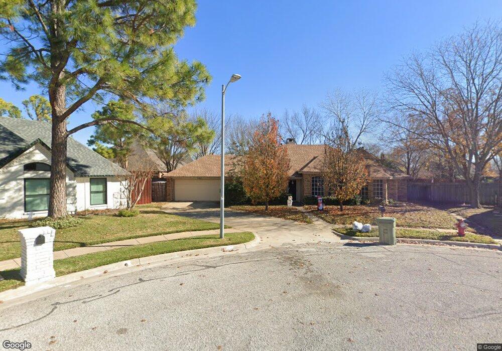 2620 Willow Crest Ct, Bedford, TX 76021 - photo 1