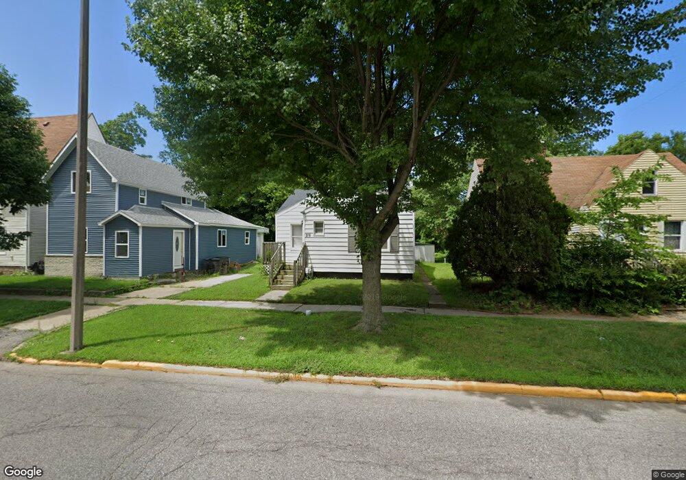 218 W Washington St, Elkhart, IN 46516 - photo 1