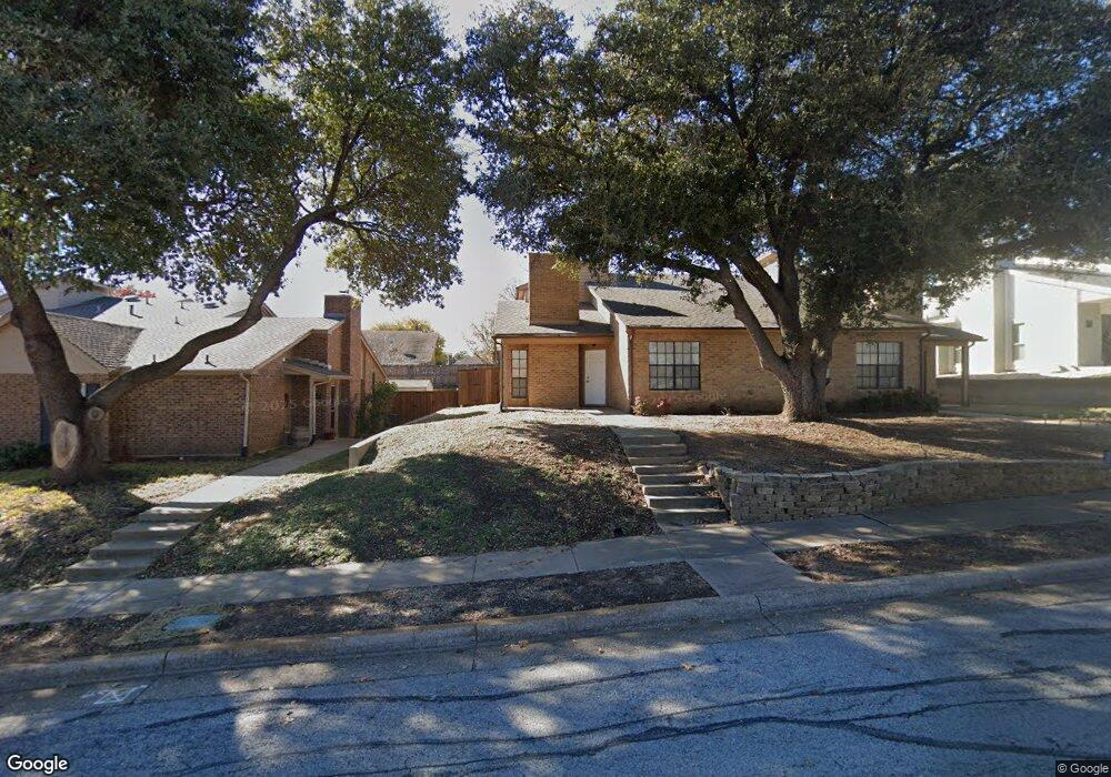 2704 Meadow Park Dr, Bedford, TX 76021 - photo 1