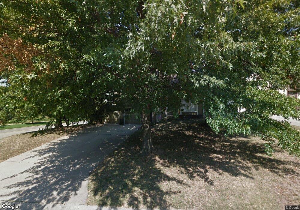 15016 W 93rd Terrace, Lenexa, KS 66215 - photo 1