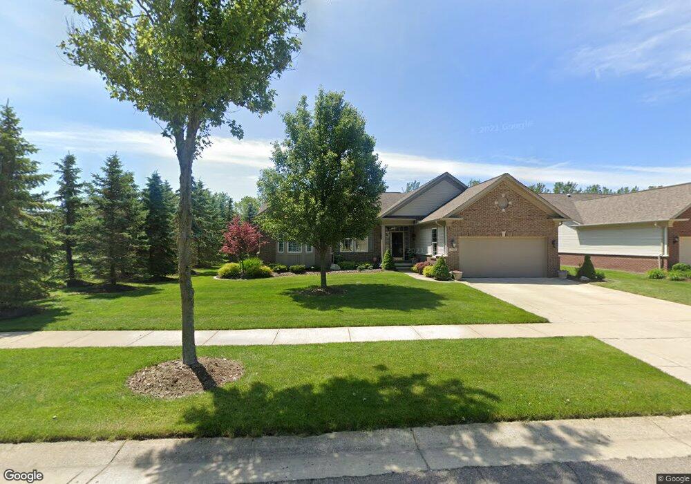 26724 Bridgewater Way unit 127, Flat Rock, MI 48134 - photo 1