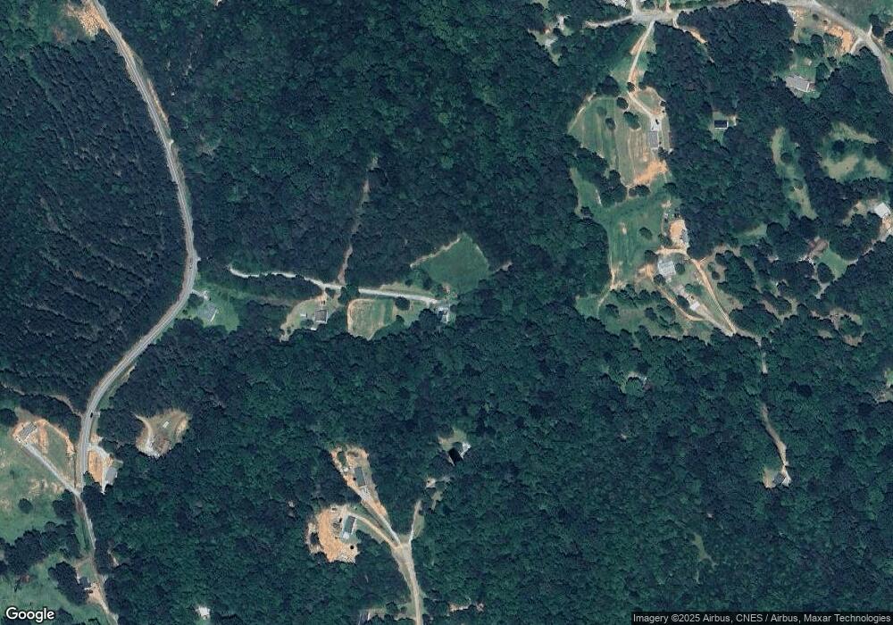 93 Lake Shore Cir, Martin, GA 30557 - photo 1