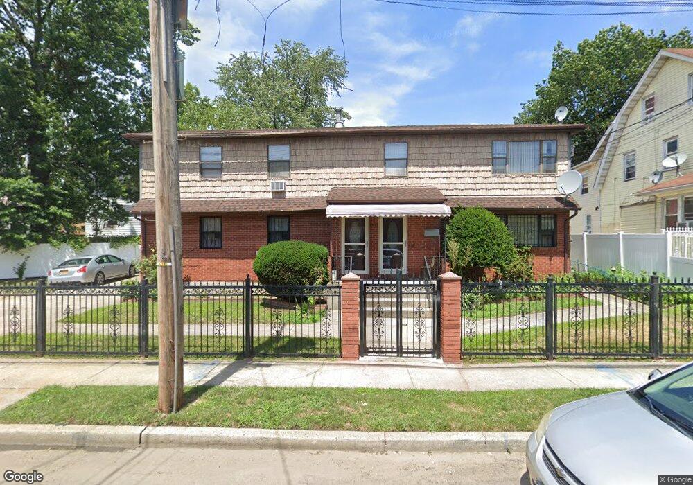 17747 119th Rd, Jamaica, NY 11434 - photo 1