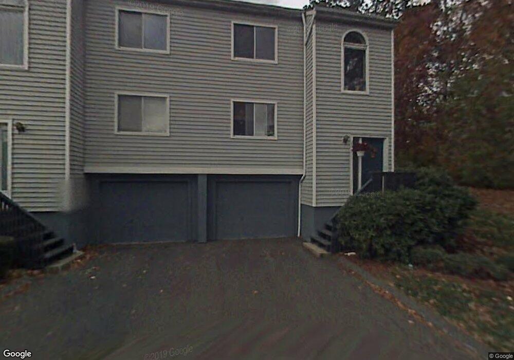 11 Brentmore Dr, Cromwell, CT 06416 - photo 1