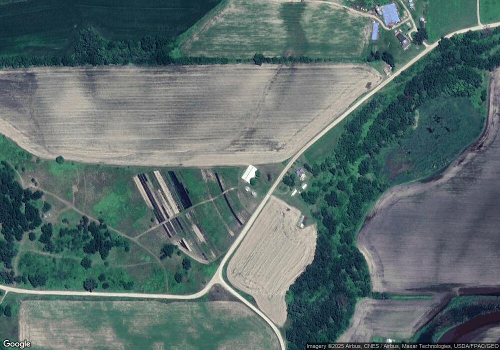 19318 Perkins Valley Dr, Houston, MN 55943 - photo 1