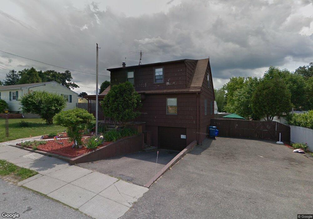 5 Carlson Rd, Lawrence, MA 01843 - photo 1