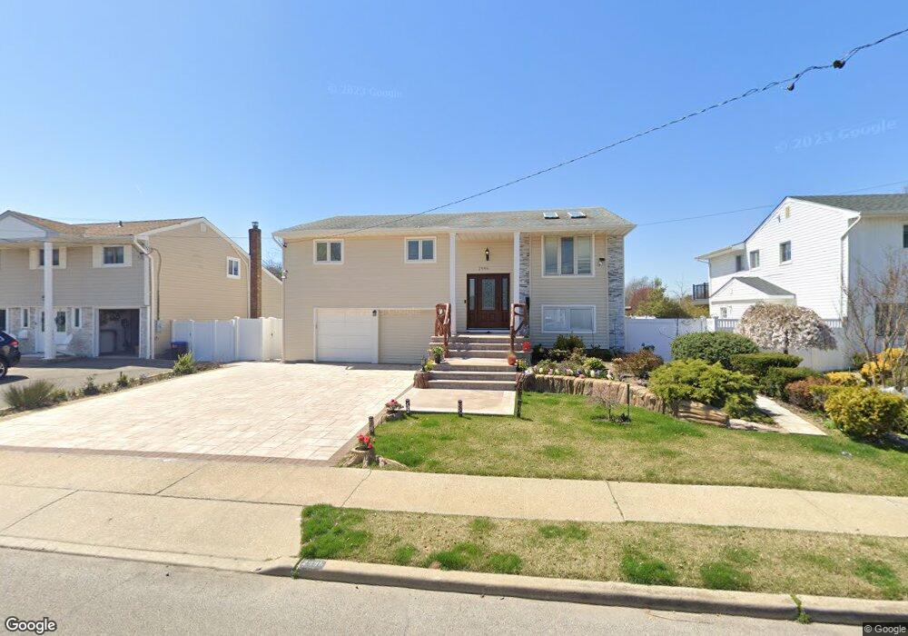 2996 Bellmore Ave, Bellmore, NY 11710 - photo 1