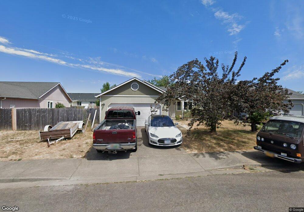 776 Blue Jay Loop, Creswell, OR 97426 - photo 1