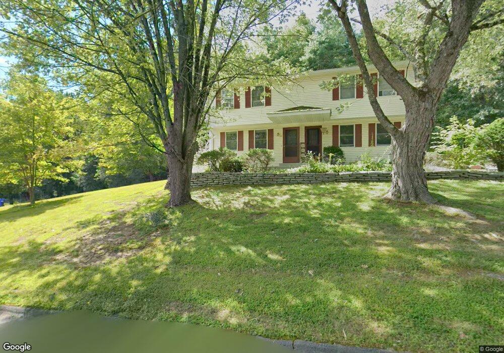 28 Matthew Dr, Florence, MA 01062 - photo 1