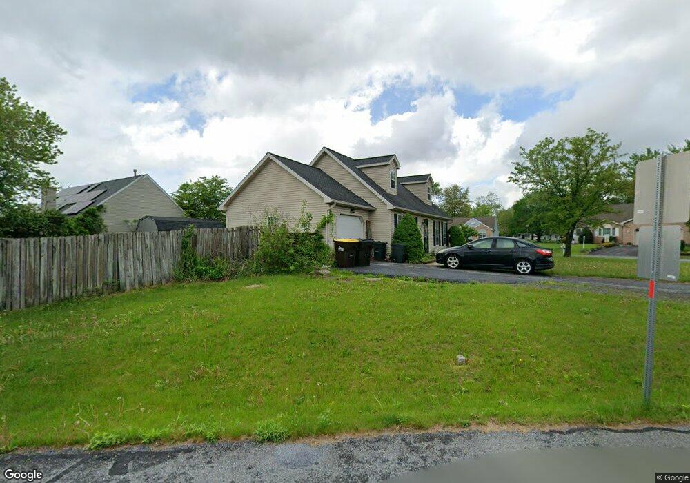 61 Clarence Ave, Shoemakersville, PA 19555 - photo 1