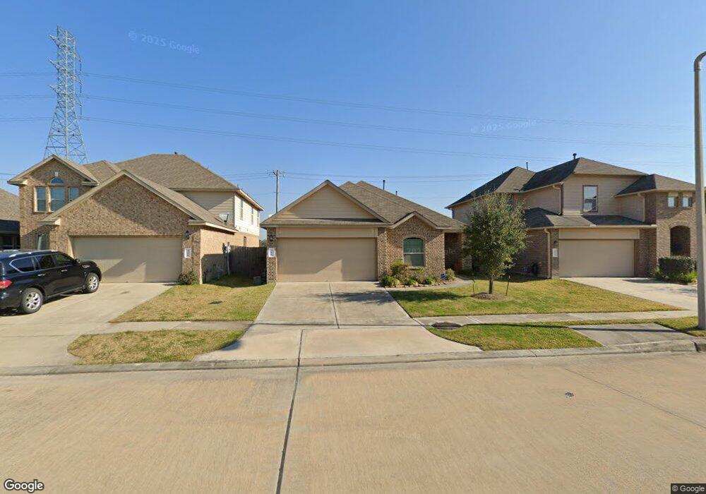 364 Kendall Crest Dr, Alvin, TX 77511 - photo 1