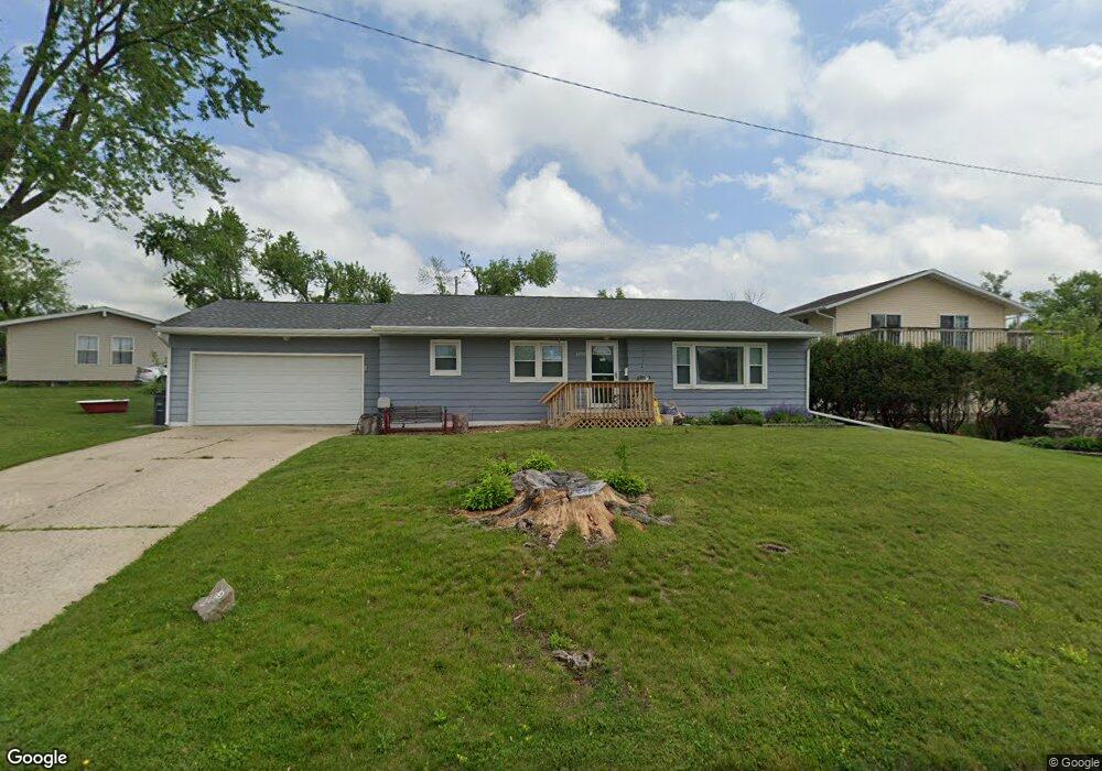 2459 Lauren Dr SW, Cedar Rapids, IA 52404 - photo 1