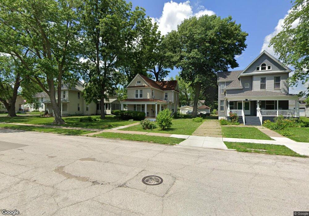 420 W 16th St, Davenport, IA 52803 - photo 1