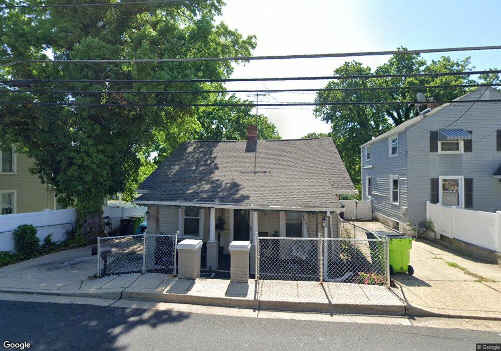 702 Larchmont Ave, Capitol Heights, MD 20743 - photo 1