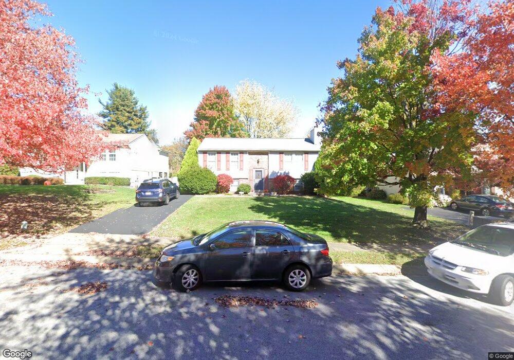 5591 Hunting Horn Dr, Ellicott City, MD 21043 - photo 1