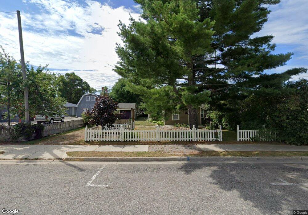 106 E Park Ave, Oscoda, MI 48750 - photo 1