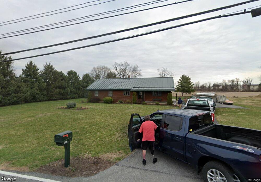 5823 Leesport Ave, Reading, PA 19605 - photo 1