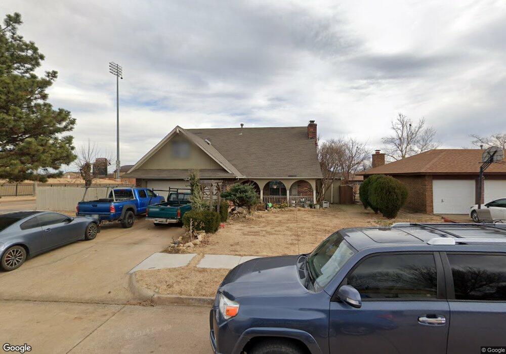 100 S Silver Leaf Dr, Moore, OK 73160 - photo 1