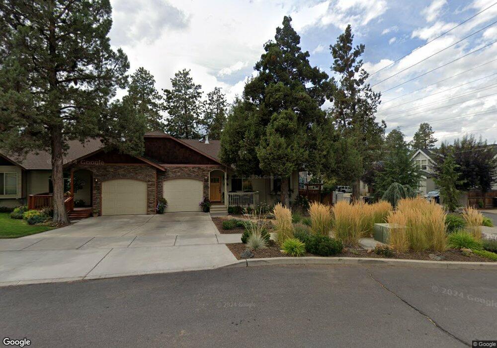 1003 SW Crosscut Ct, Bend, OR 97702 - photo 1
