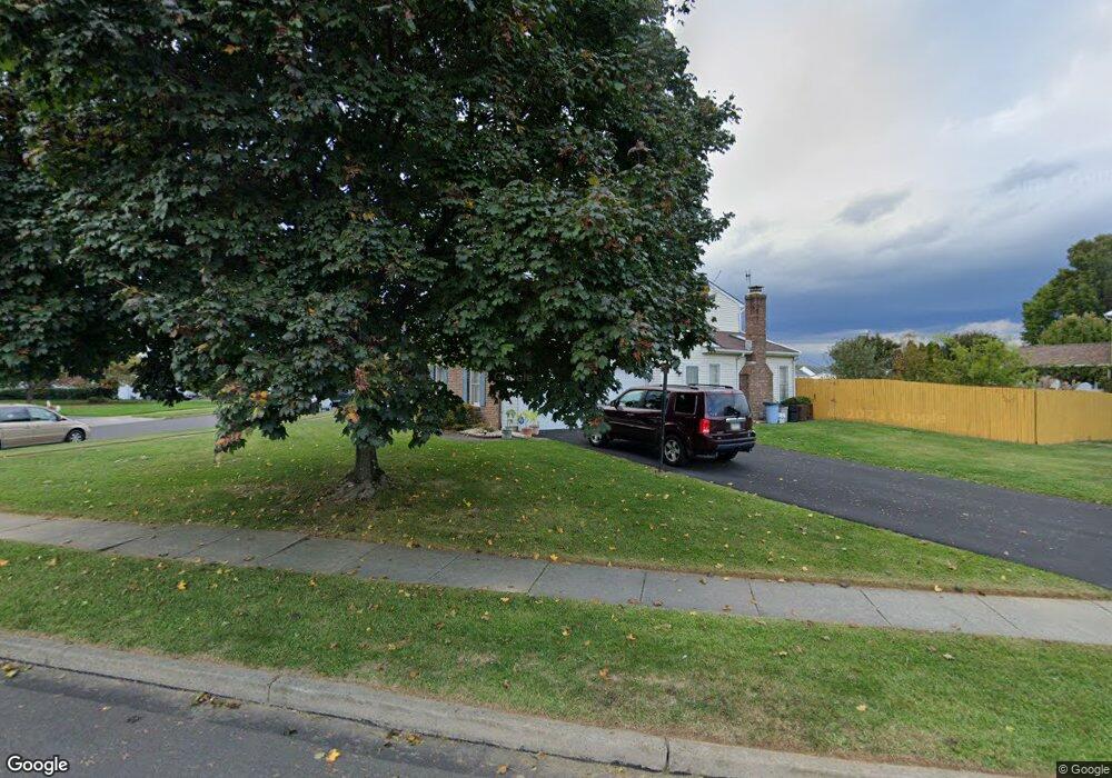 200 Tina Dr, Langhorne, PA 19047 - photo 1