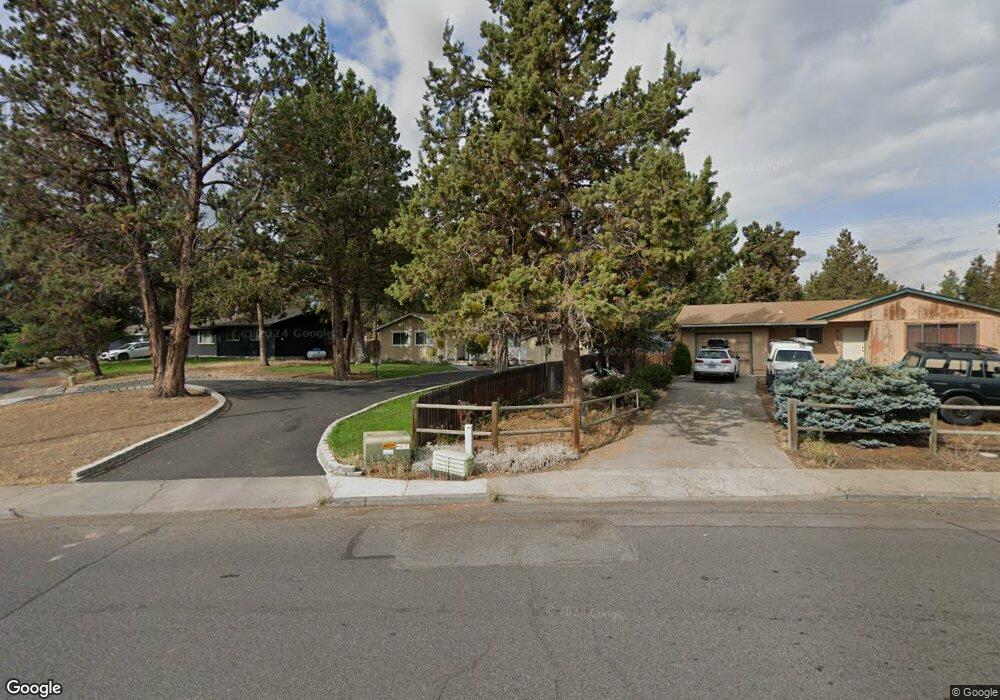 837 SE Centennial St, Bend, OR 97702 - photo 1