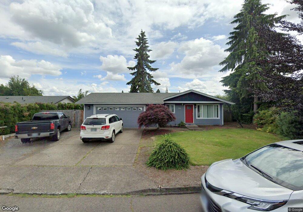 3692 Oak Ridge Ln, Hubbard, OR 97032 - photo 1