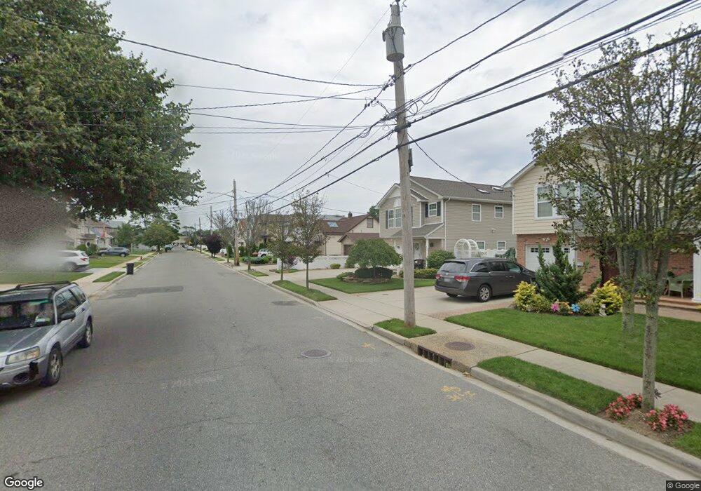 737 Sunrise Ave, Bellmore, NY 11710 - photo 1