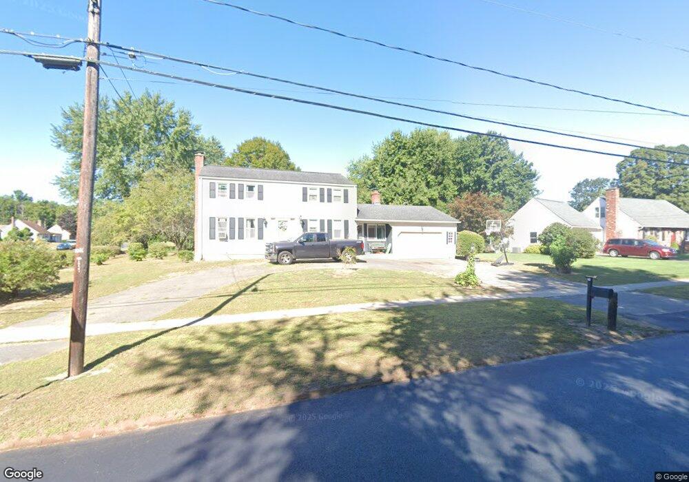 74 Simon Rd, Enfield, CT 06082 - photo 1