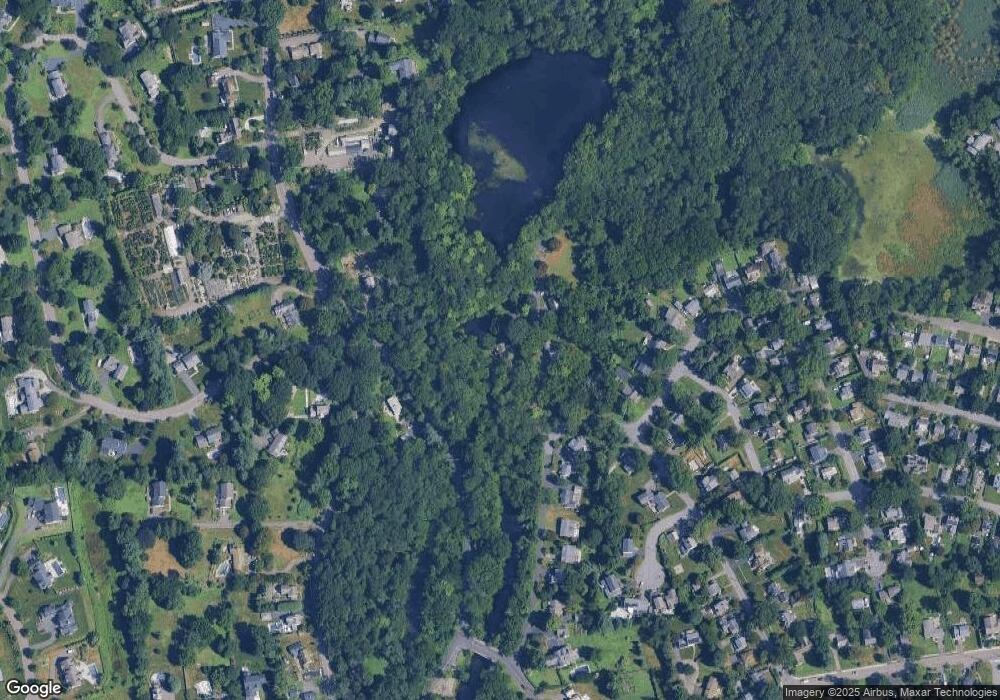 476 Old Mill Rd, Fairfield, CT 06824 - photo 1