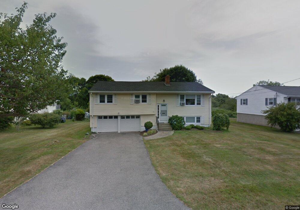 43 Mccormick Rd, Newport, RI 02840 - photo 1