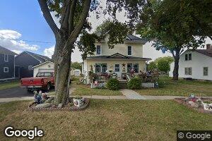 403 Park Ave, Strawberry Point, IA 52076