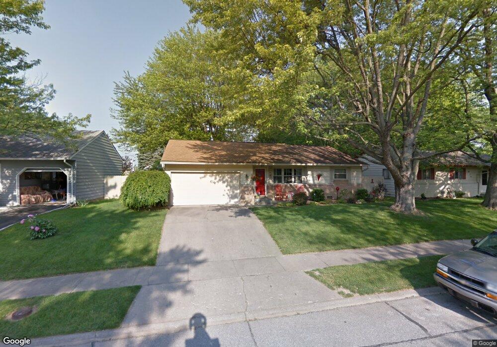 409 Linden Ln, Plainfield, IN 46168 - photo 1