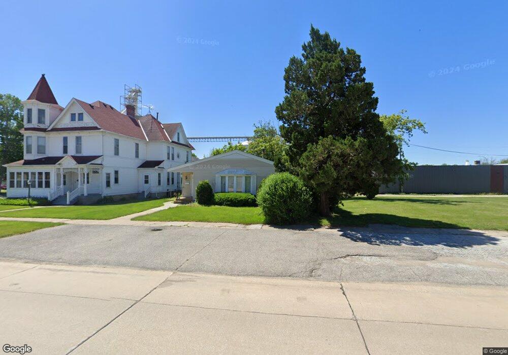 114 1st Ave SE, Clarion, IA 50525 - photo 1