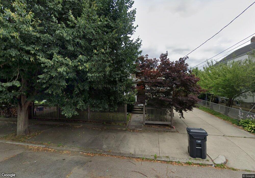 70 Young St, Pawtucket, RI 02860 - photo 1