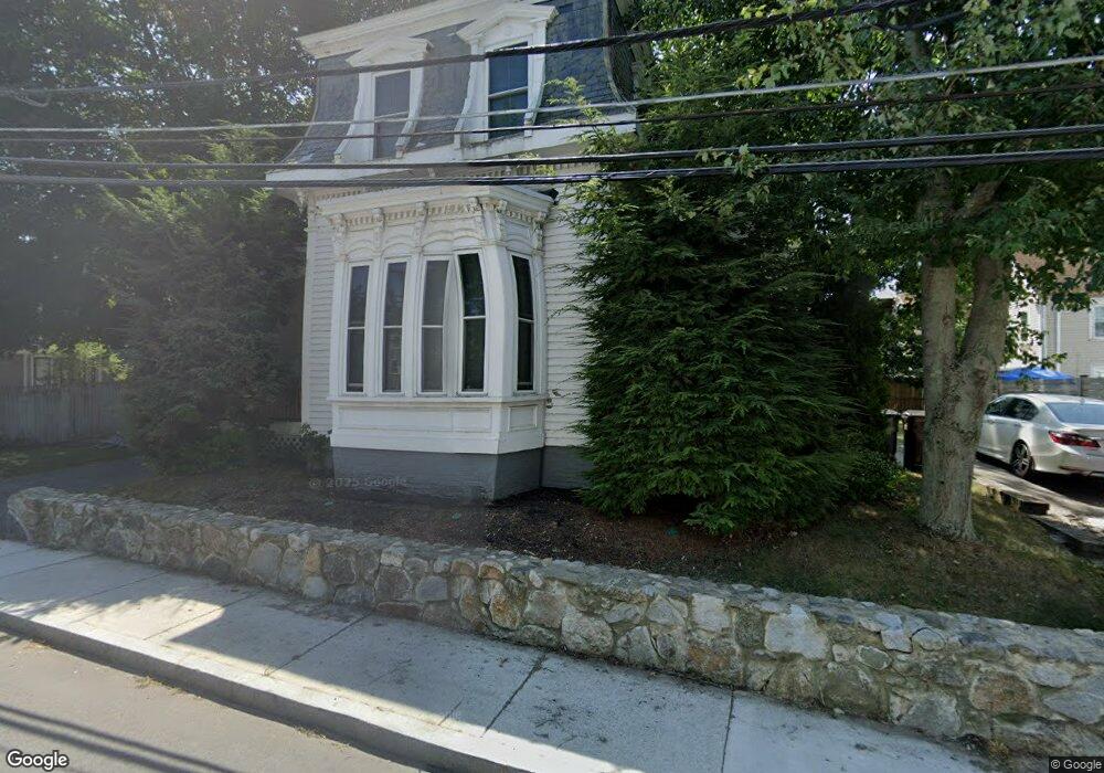 112 Elm St unit 1, Amesbury, MA 01913 - photo 1