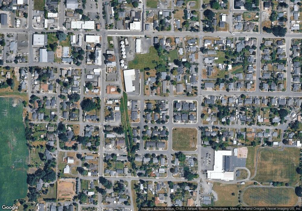 305 S 1st St, Carlton, OR 97111 - photo 1