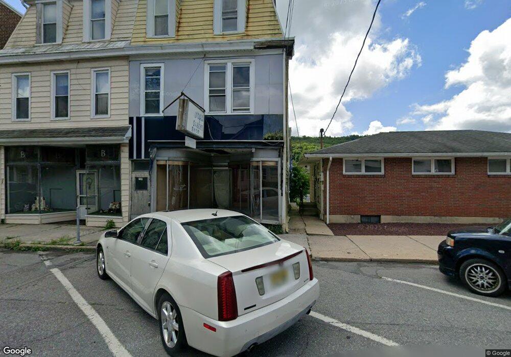 130 W Ridge St, Lansford, PA 18232 - photo 1