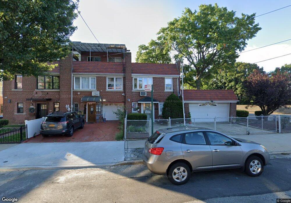 2267 47th St, Astoria, NY 11105 - photo 1