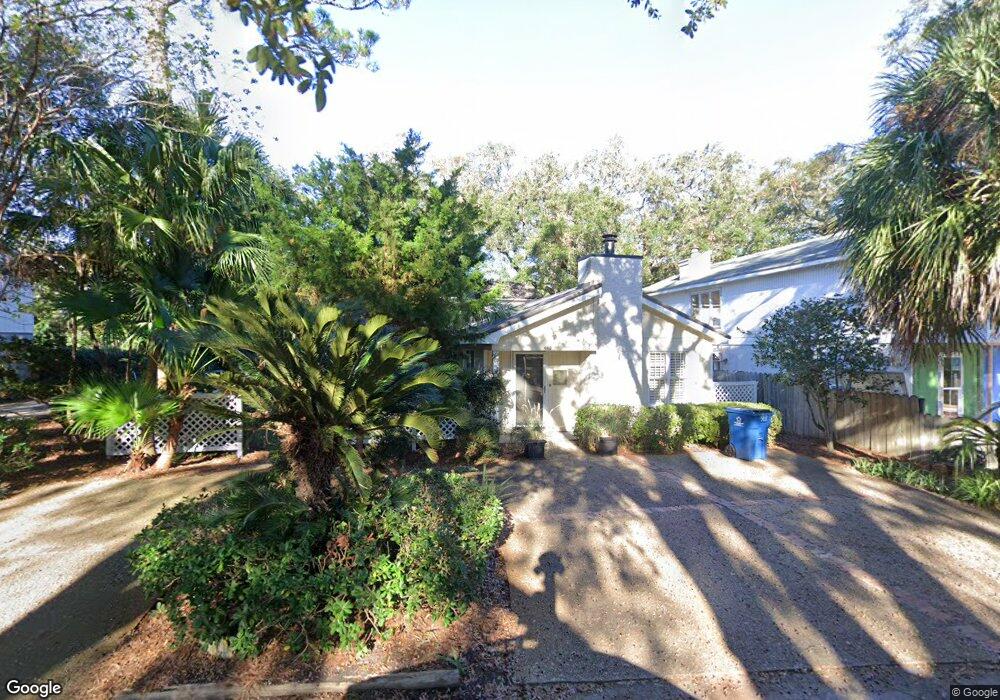 409 Oleander St, Saint Simons Island, GA 31522 - photo 1