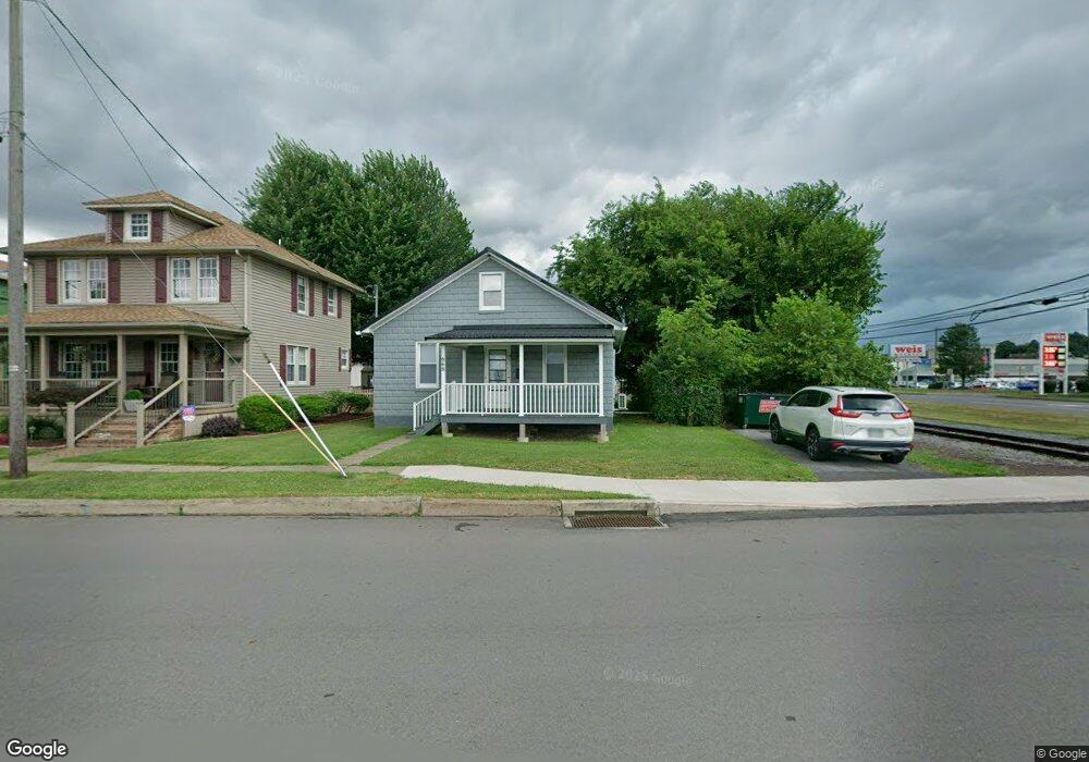 668 Park St, Bloomsburg, PA 17815 - photo 1