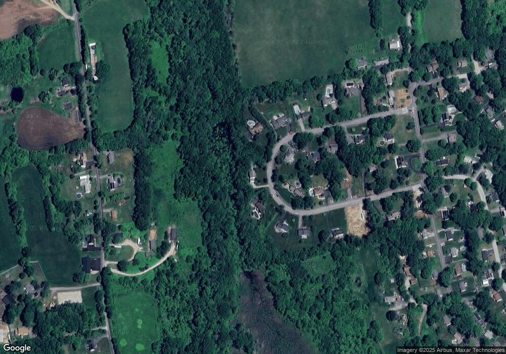 15 Camelot Cir, Dudley, MA 01571 - photo 1