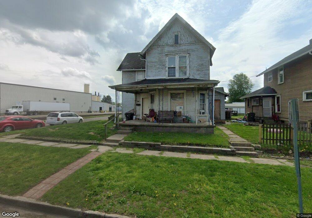 447 Mulberry St, Coshocton, OH 43812 - photo 1