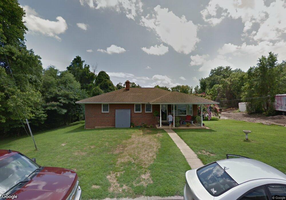 2203 Sulphur Spring Rd, Halethorpe, MD 21227 - photo 1