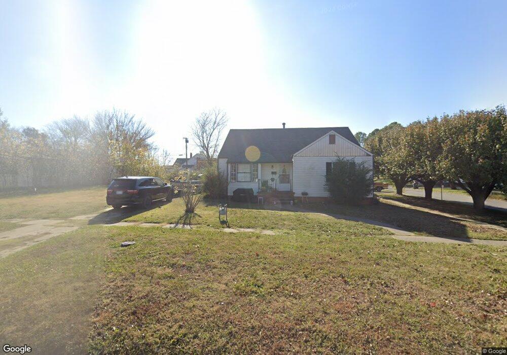 409 W Gentry St, Henryetta, OK 74437 - photo 1