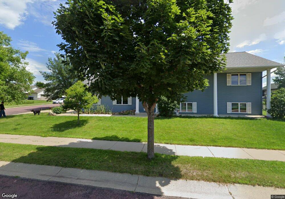 205 Maverick Dr, Mankato, MN 56001 - photo 1