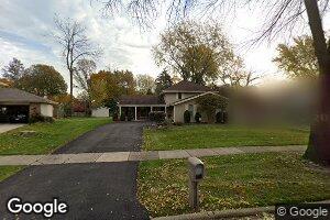 1608 Signal Dr, Naperville, IL 60565