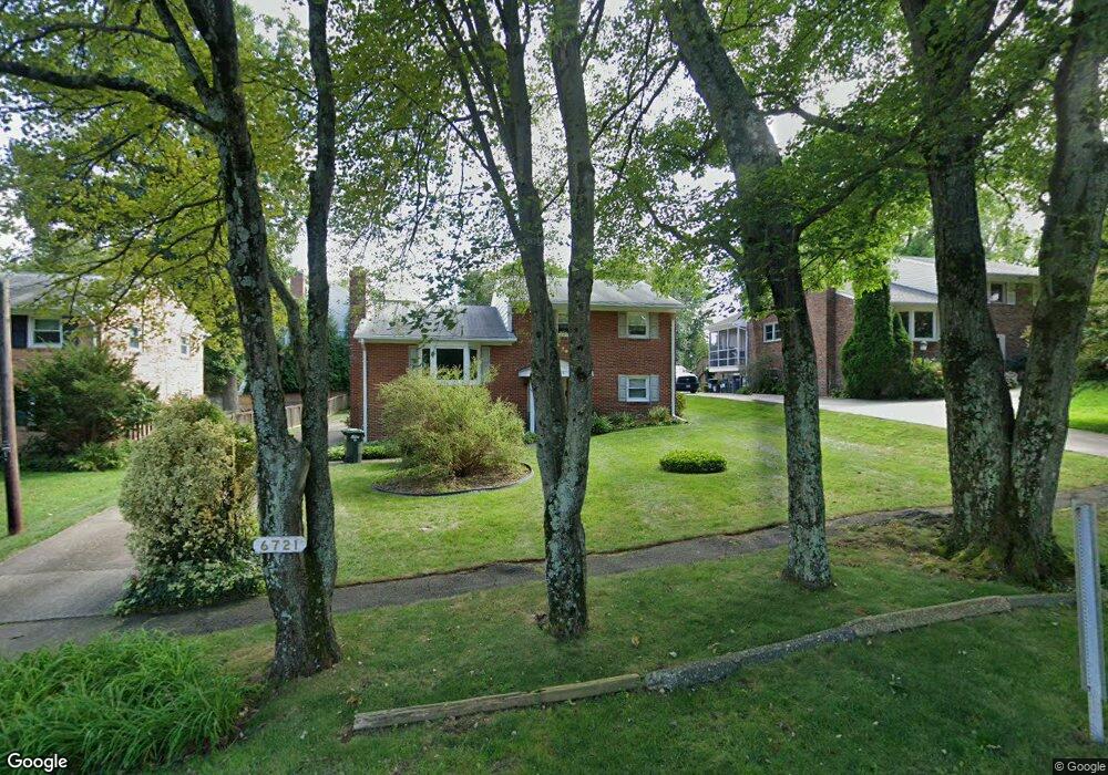 6721 Haycock Rd, Falls Church, VA 22043 - photo 1
