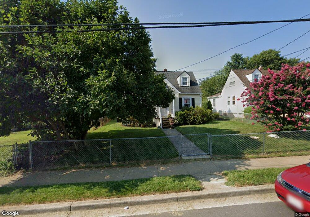 946 Nichols Dr, Laurel, MD 20707 - photo 1