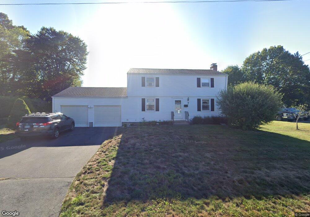 7 Standish St, Enfield, CT 06082 - photo 1