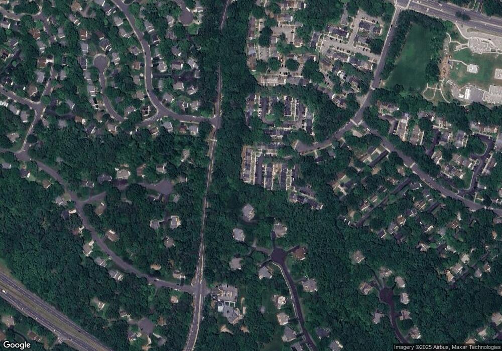 10328 Mockingbird Pond Ct, Burke, VA 22015 - photo 1